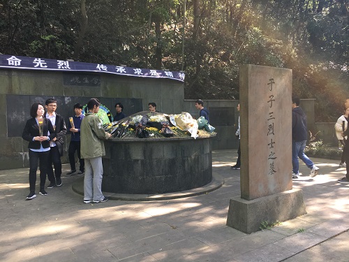扫墓 (4).JPG